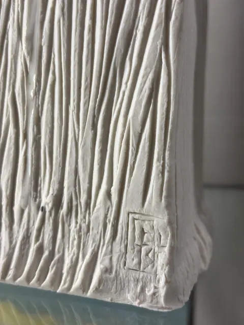 Vase. By Ania Pavis Guillaume – image 3